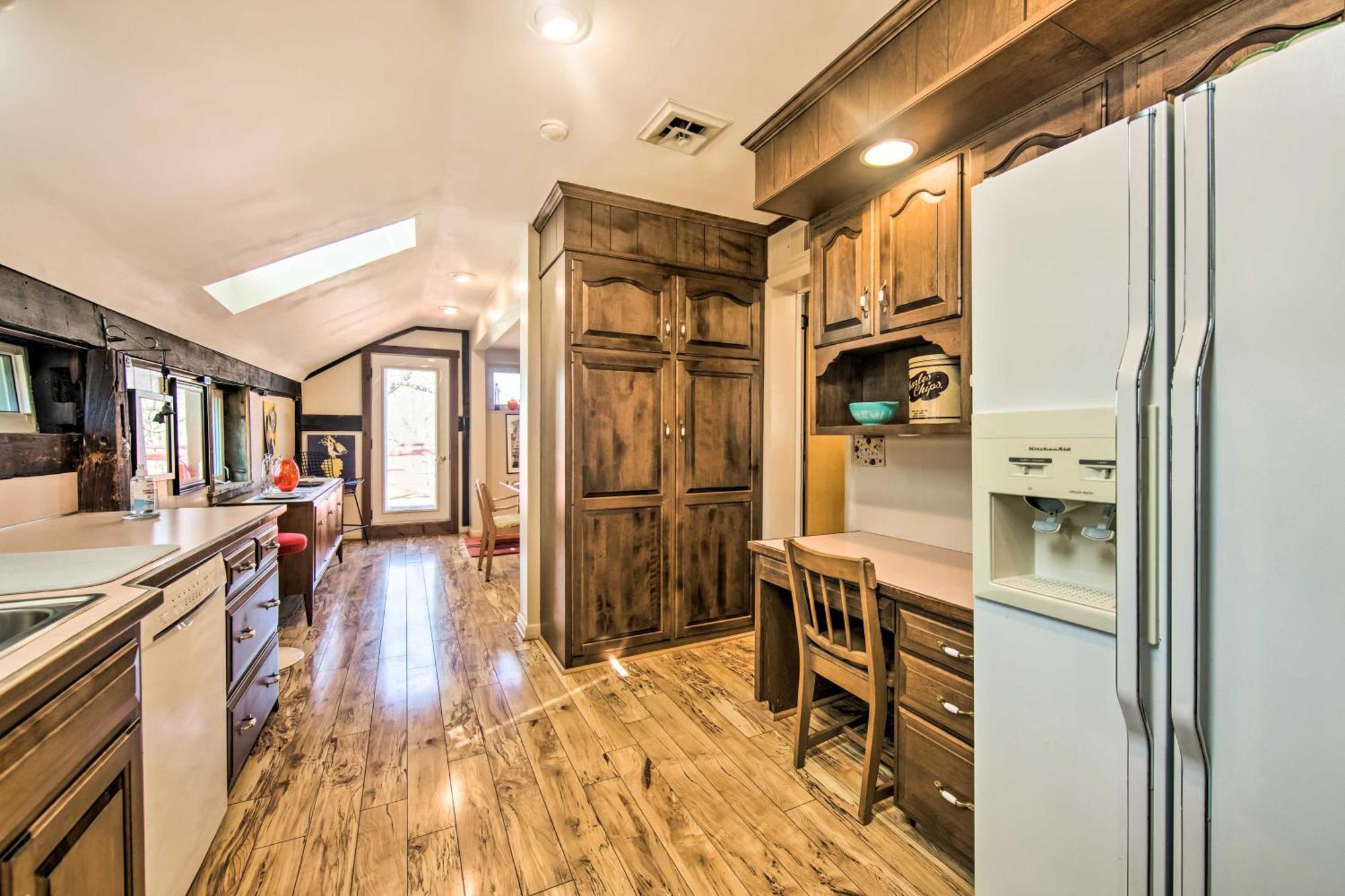 Runningwater Apartment In Lancaster With Deck מראה חיצוני תמונה